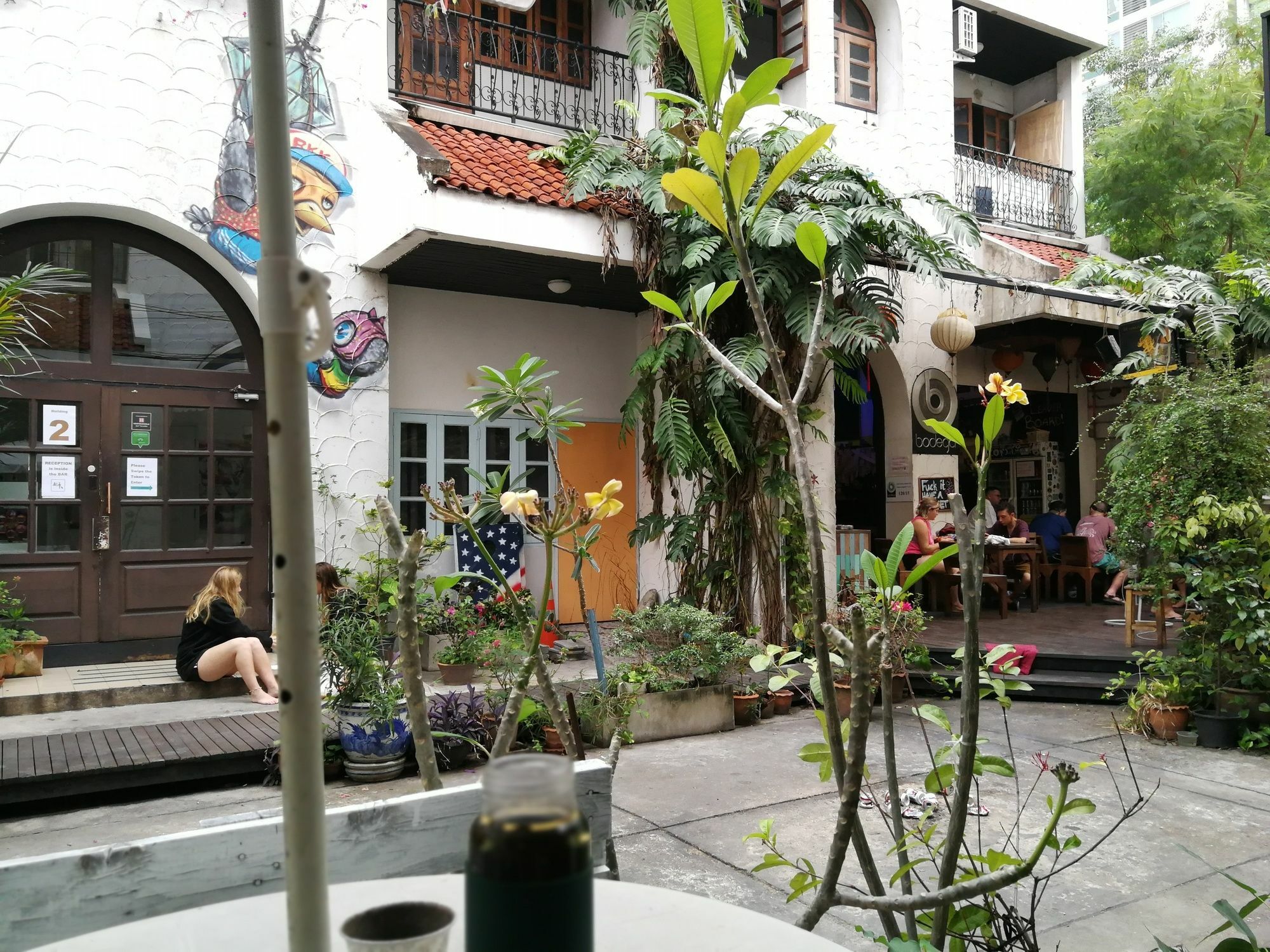 17You Inn Hostel Bangkok Exterior photo